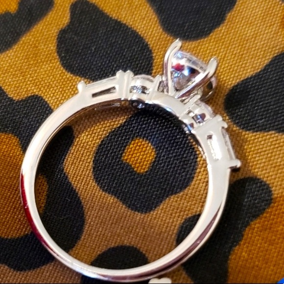 Carols Boutique Jewelry - JUST IN! Single Band Gold filled Wedding ring 💍
